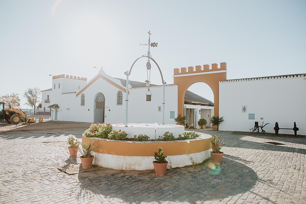 Cortijo Santa Clara Villa Carmona  Exterior photo